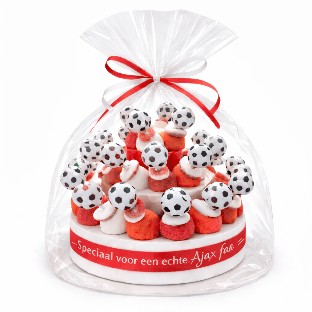 Snoeptaart Voetbal Ajax met 30 snoeptraktaties