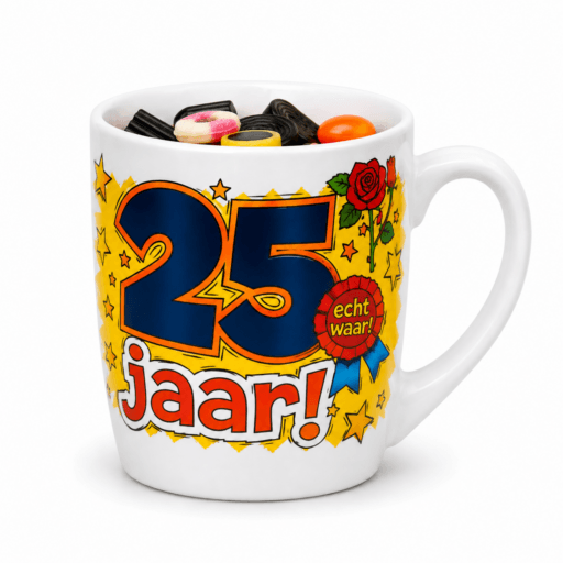 mok 25 jaar gevuld met snoepmix